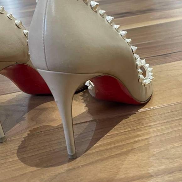 Louboutin Irishell 85 Nappa Nude 1/White Gold - Picture 2 of 4
